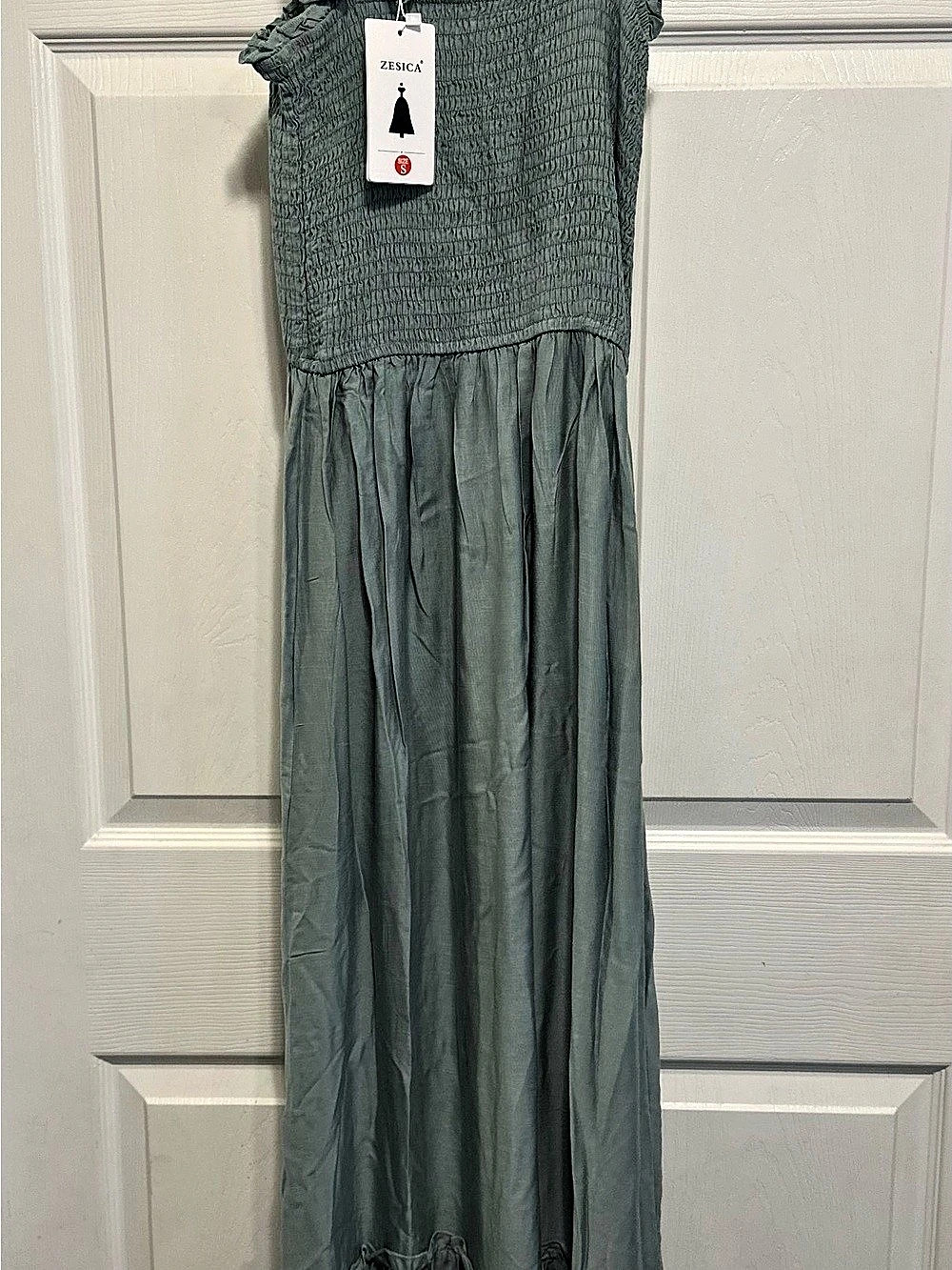 ZESICA Smocked Tie-Strap Tiered Green Maxi Dress NWT